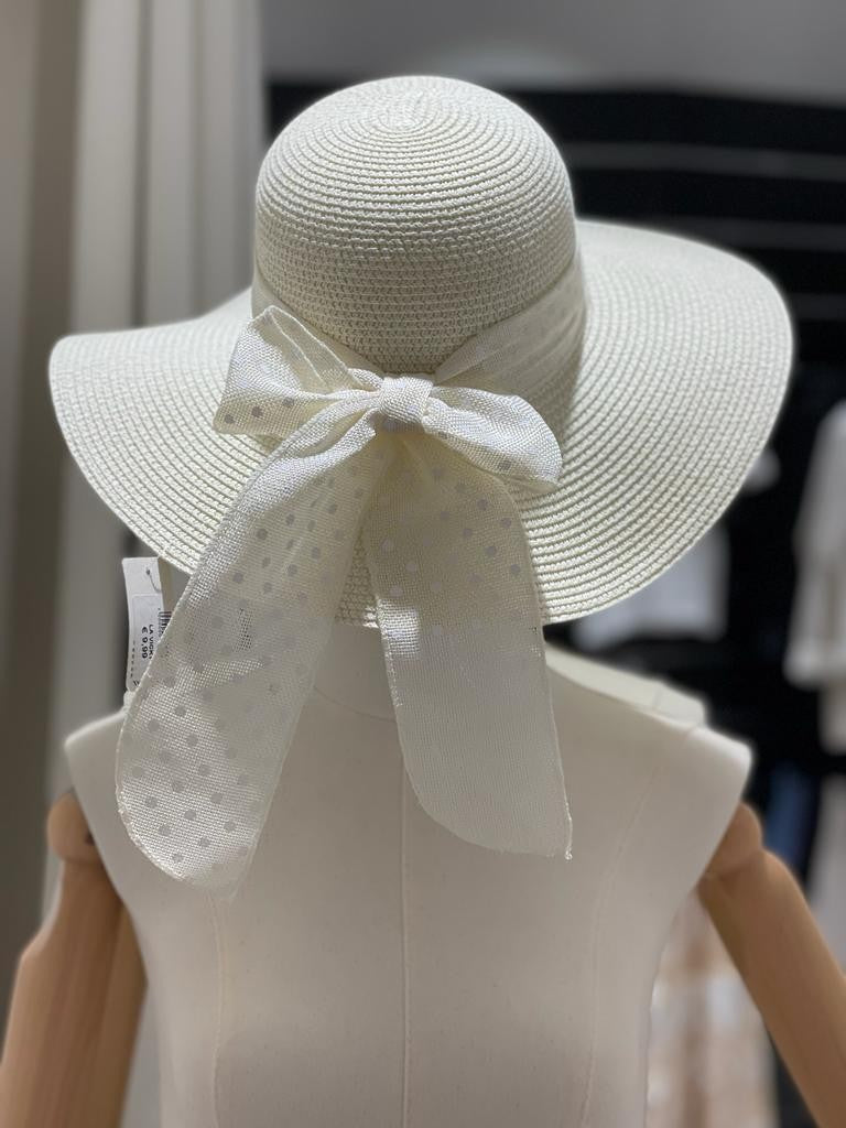 Cappello in paglia con fiocco a pois