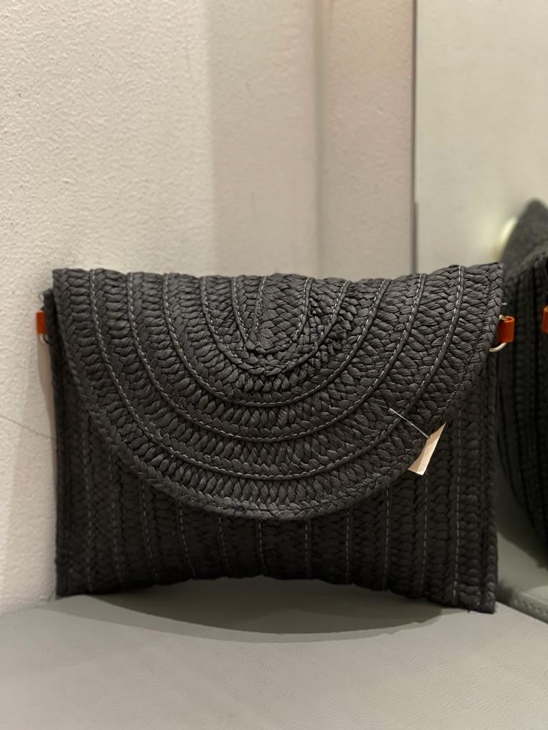 Pochette in paglia
