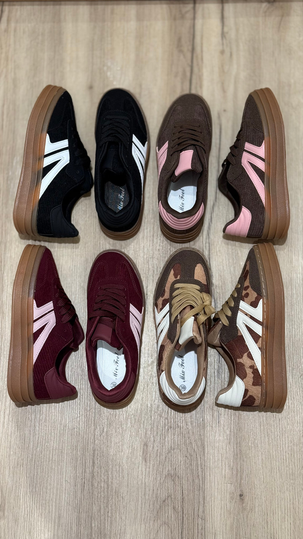Sneakers in camoscio con platform