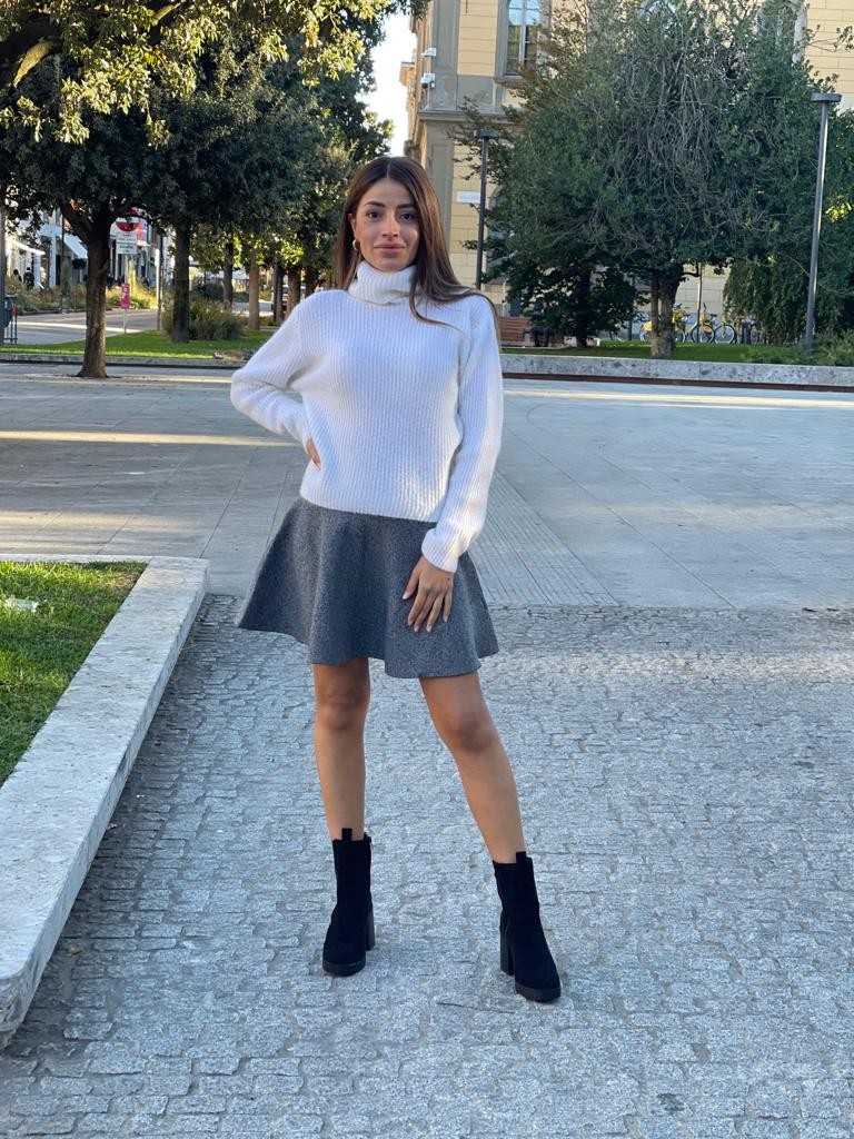 Gonna in maglina a ruota