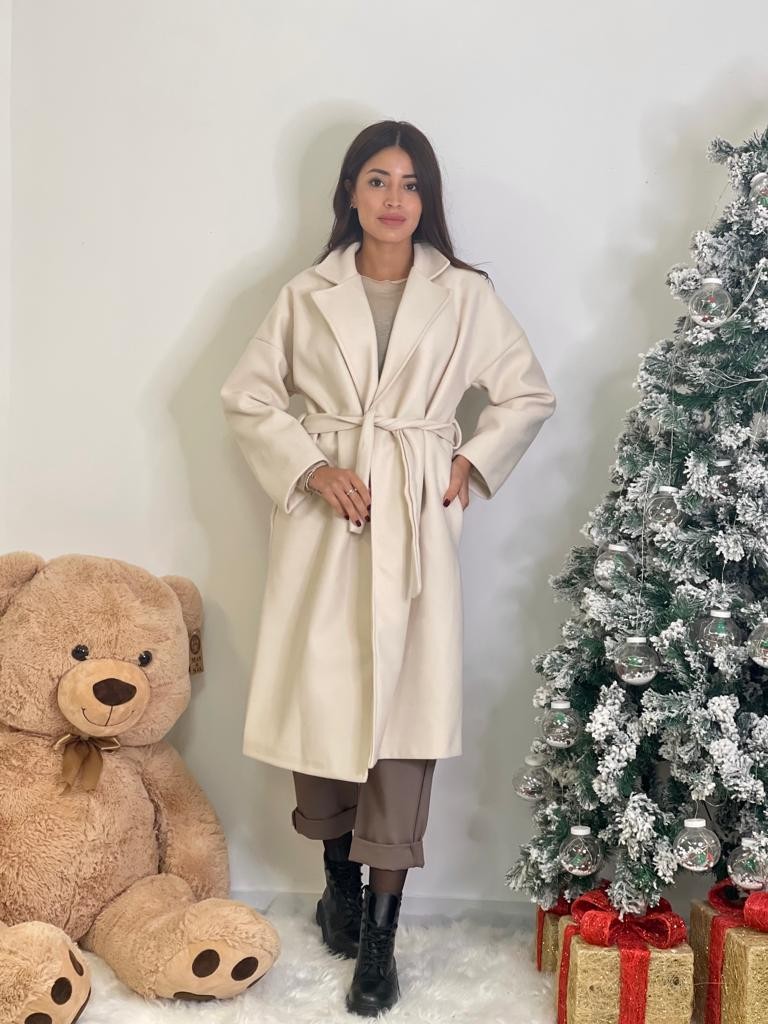 Cappotto con laccio