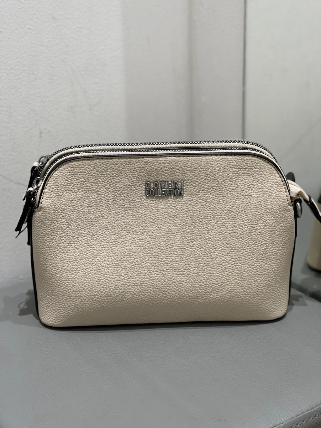 Borsa pochette con tracolla