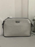 Borsa pochette con tracolla