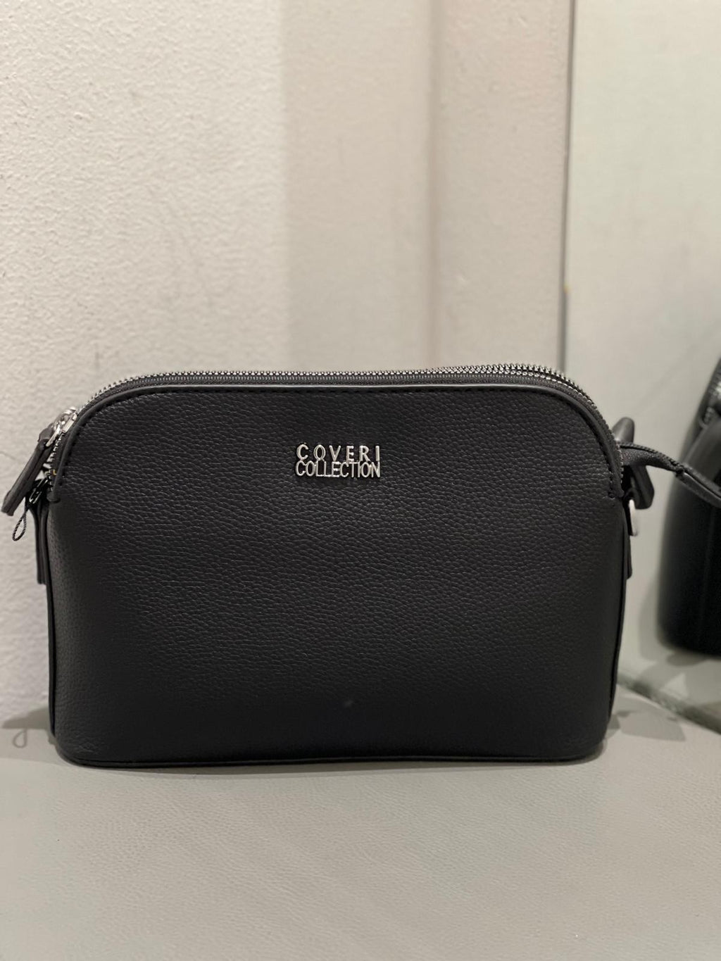 Borsa pochette con tracolla