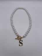 Collana lettere con perline