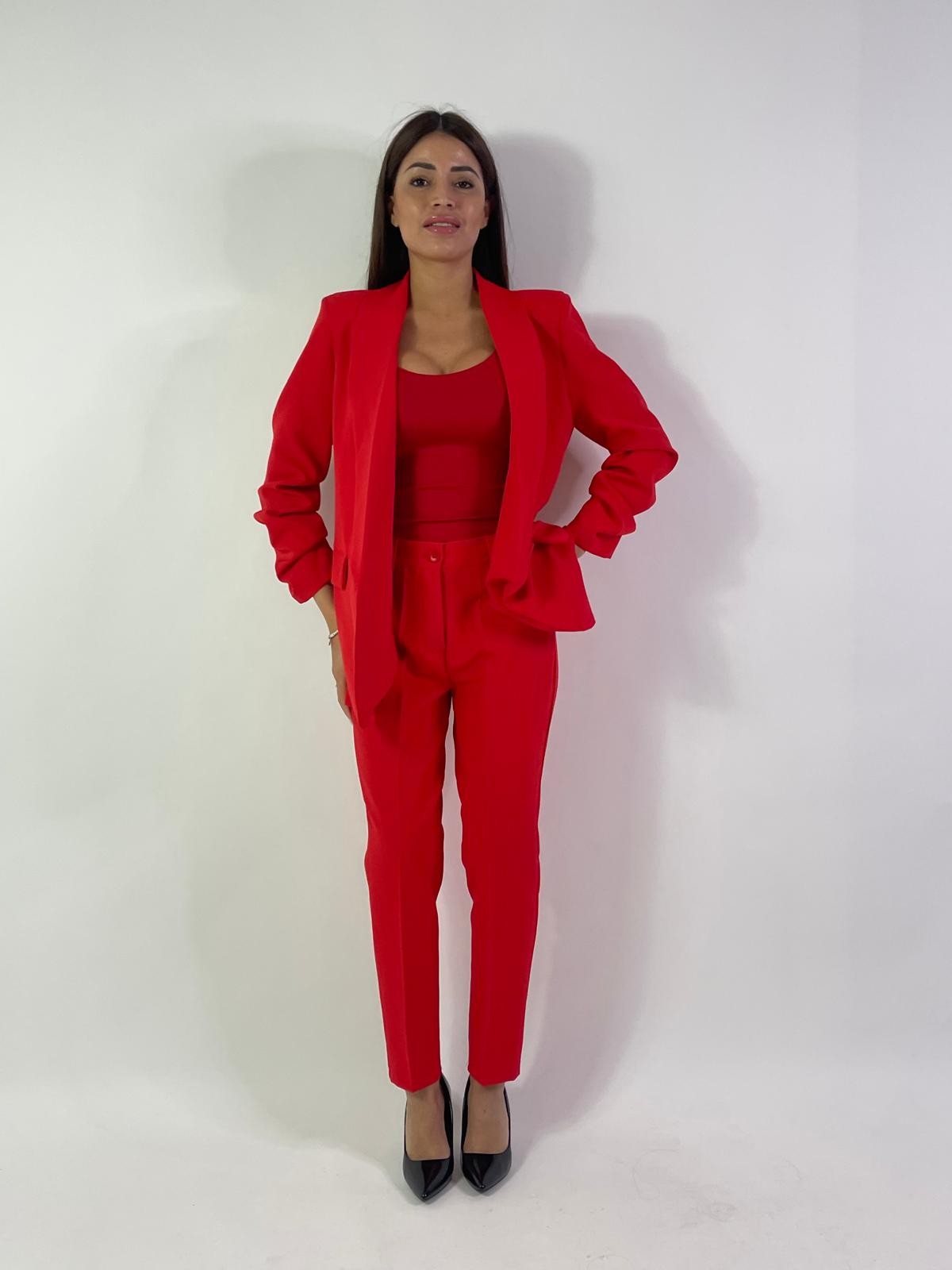 Pantalone a sigaretta