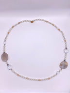 Collana lunga con pietre