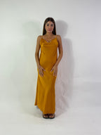 Abito semplice in raso