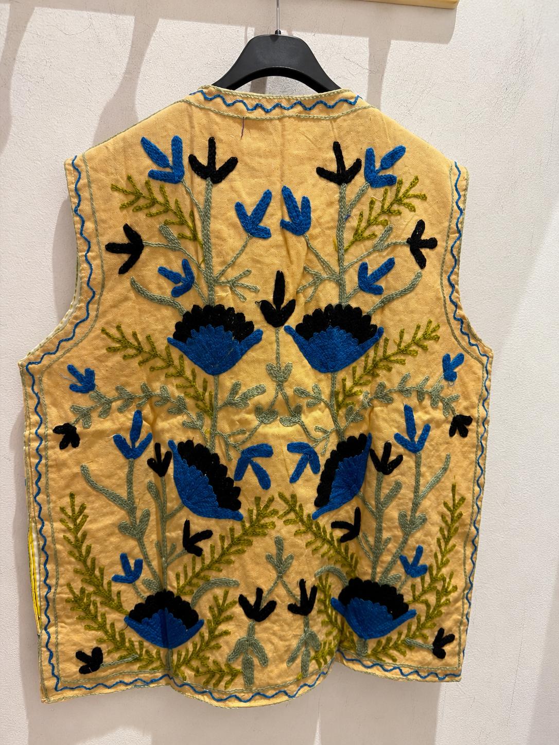 Gilet Etnico Ricamato