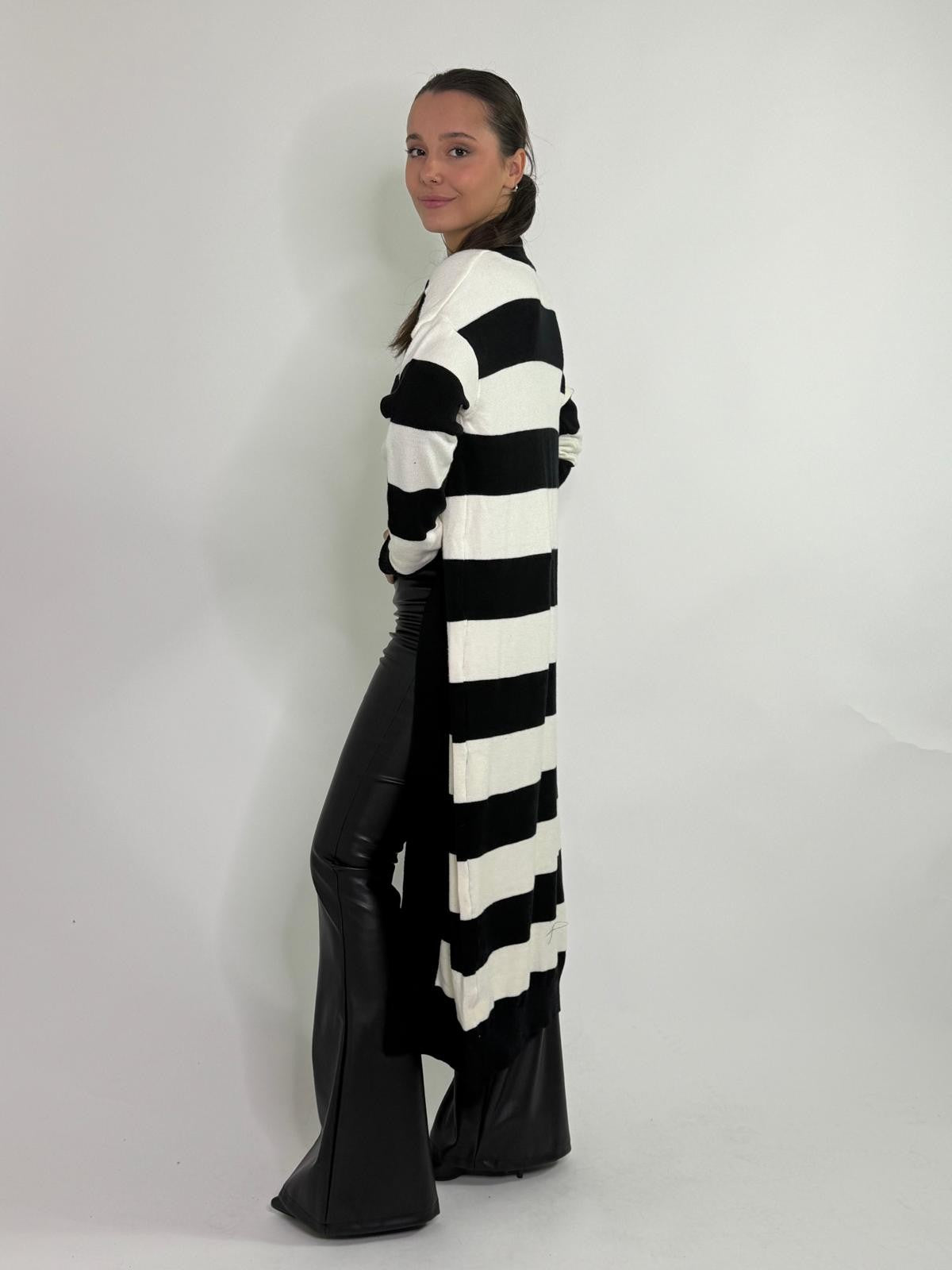 Pantalone a zampa ecopelle