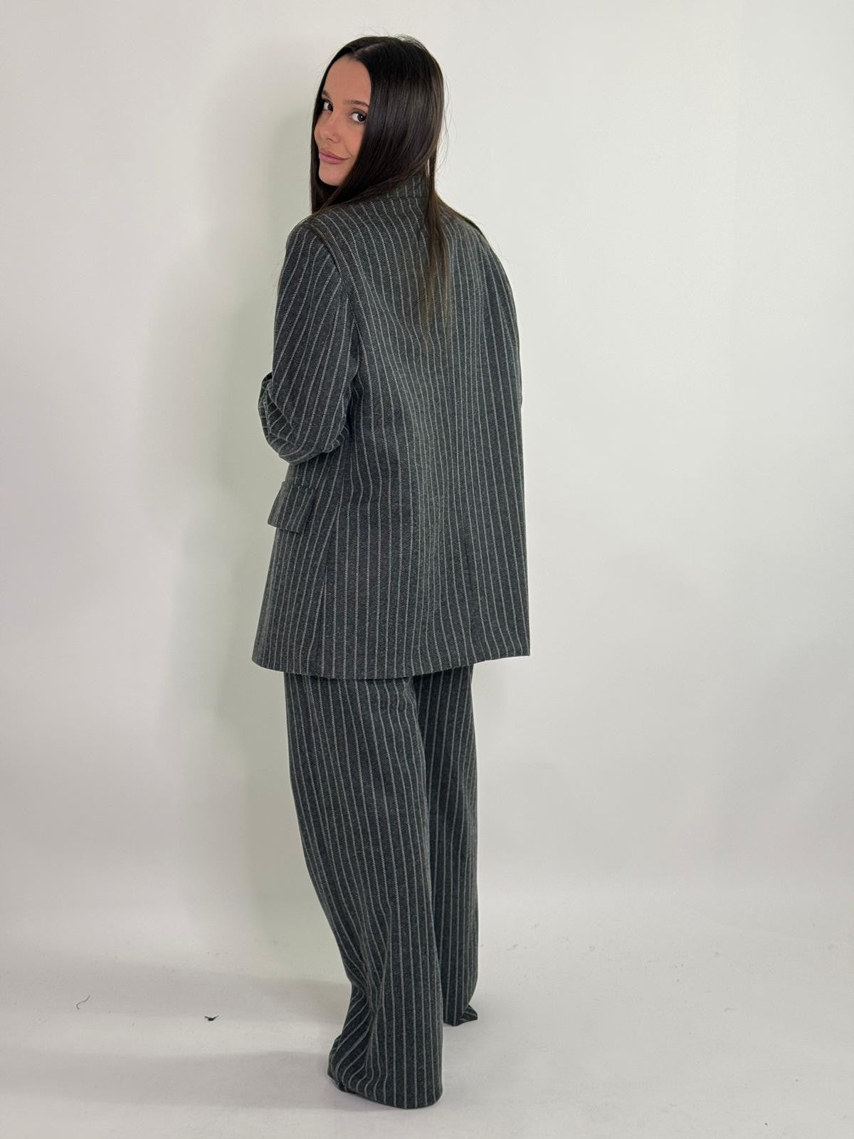 Pantalone a palazzo a righe gessato