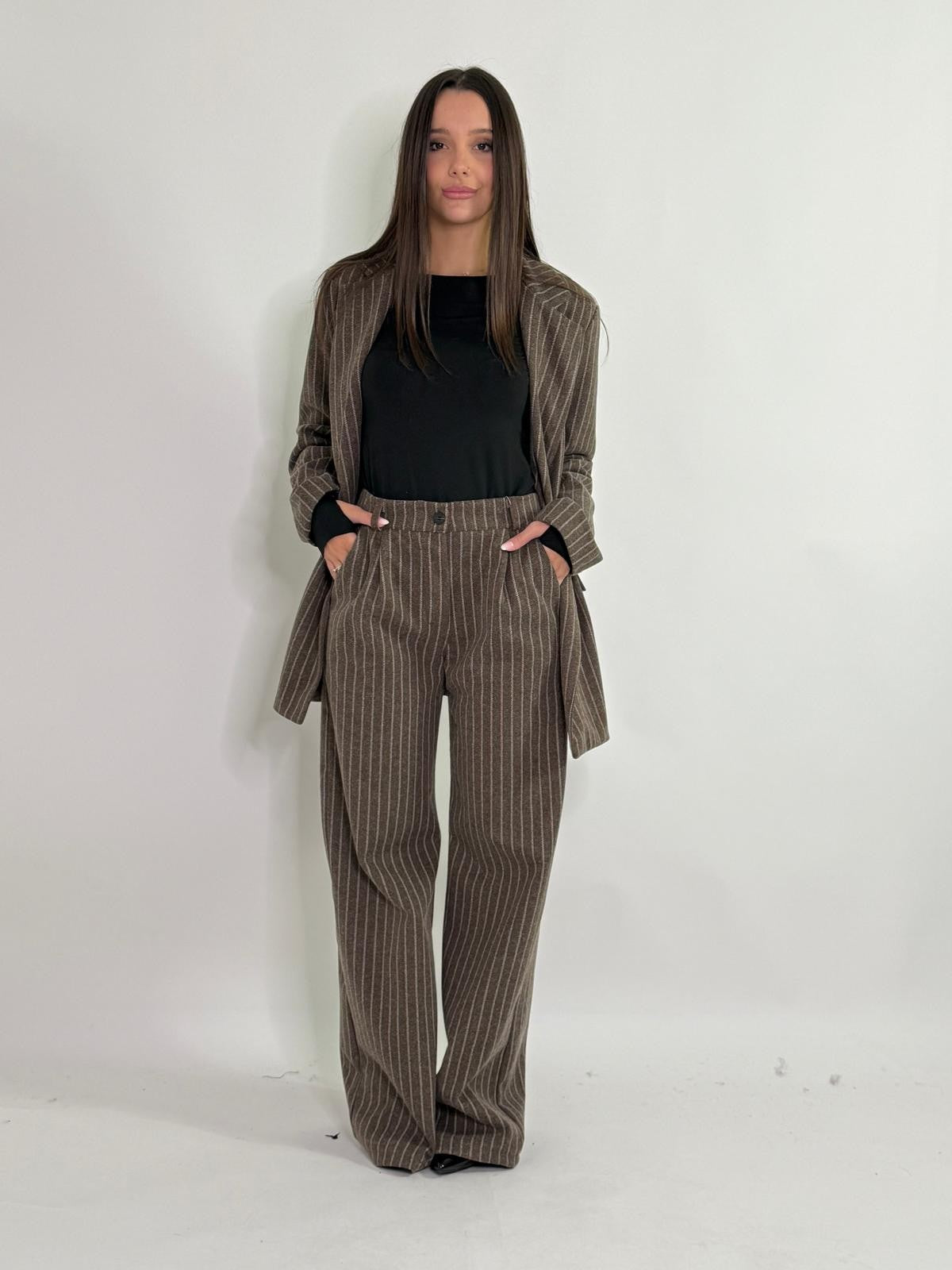Pantalone a palazzo a righe gessato