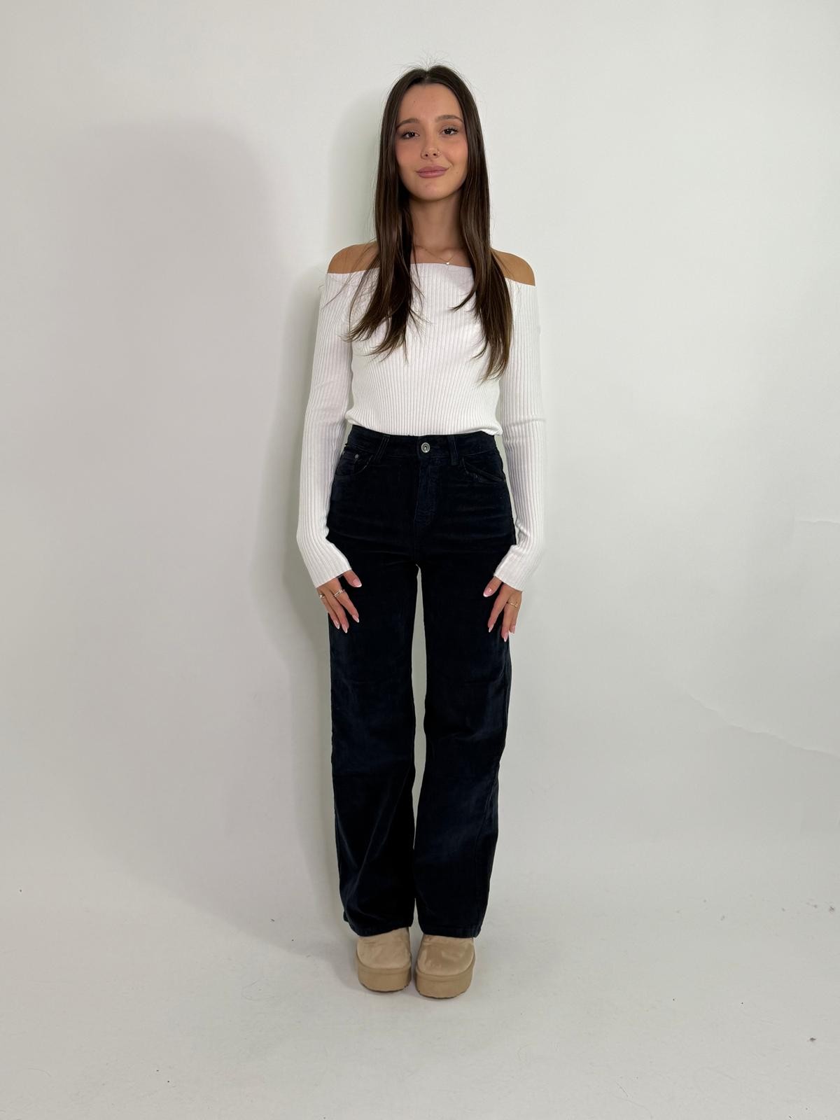 Jeans a palazzo blu in velluto