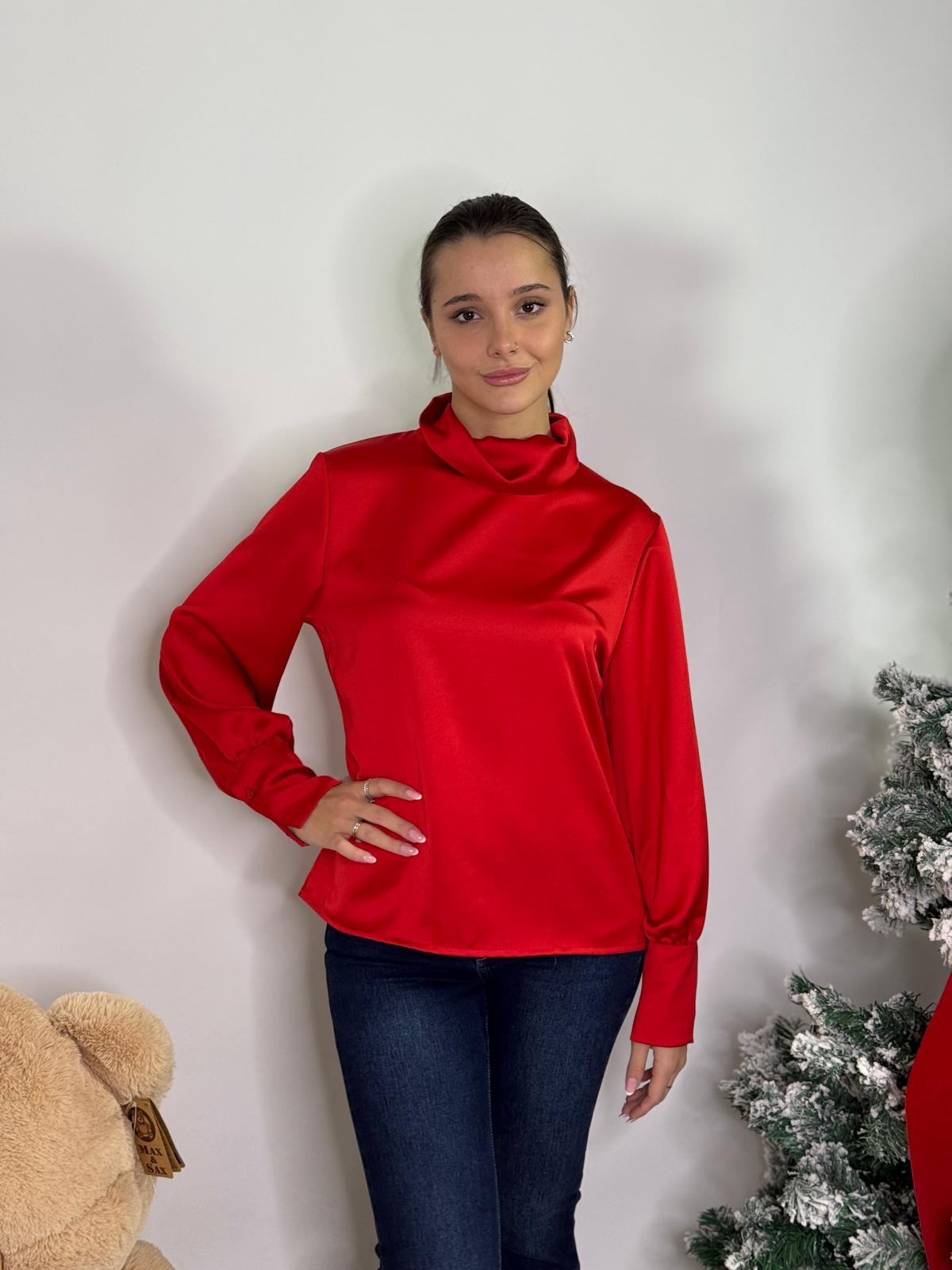 Camicia in raso scollo ad anello