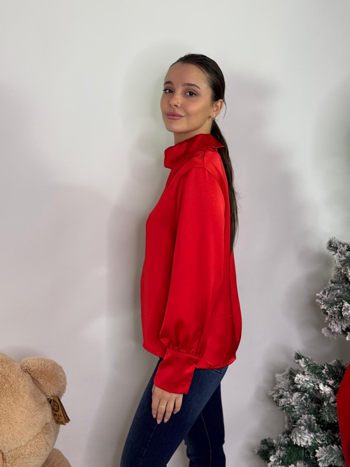 Camicia in raso scollo ad anello