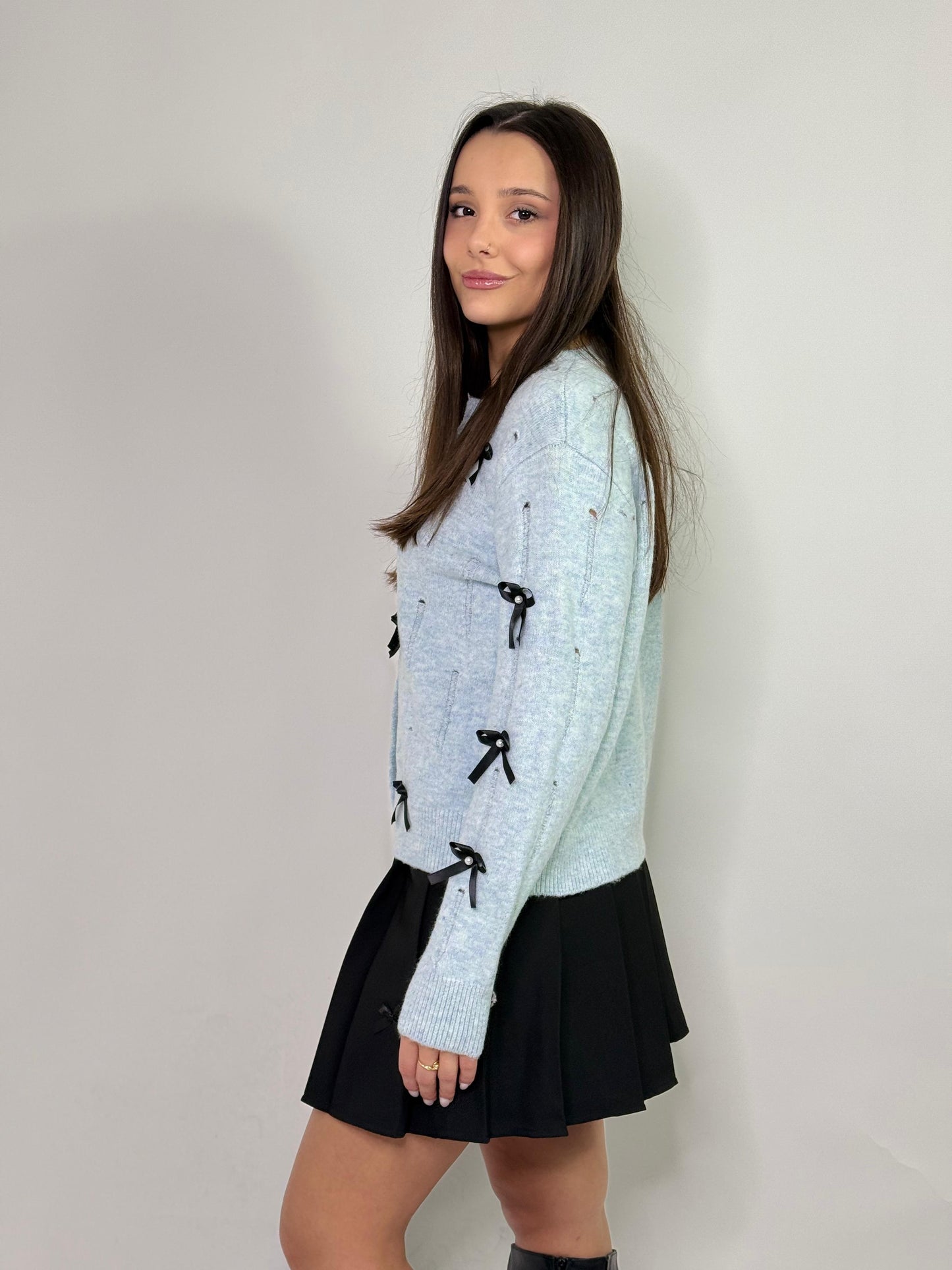 Cardigan fiocchetto