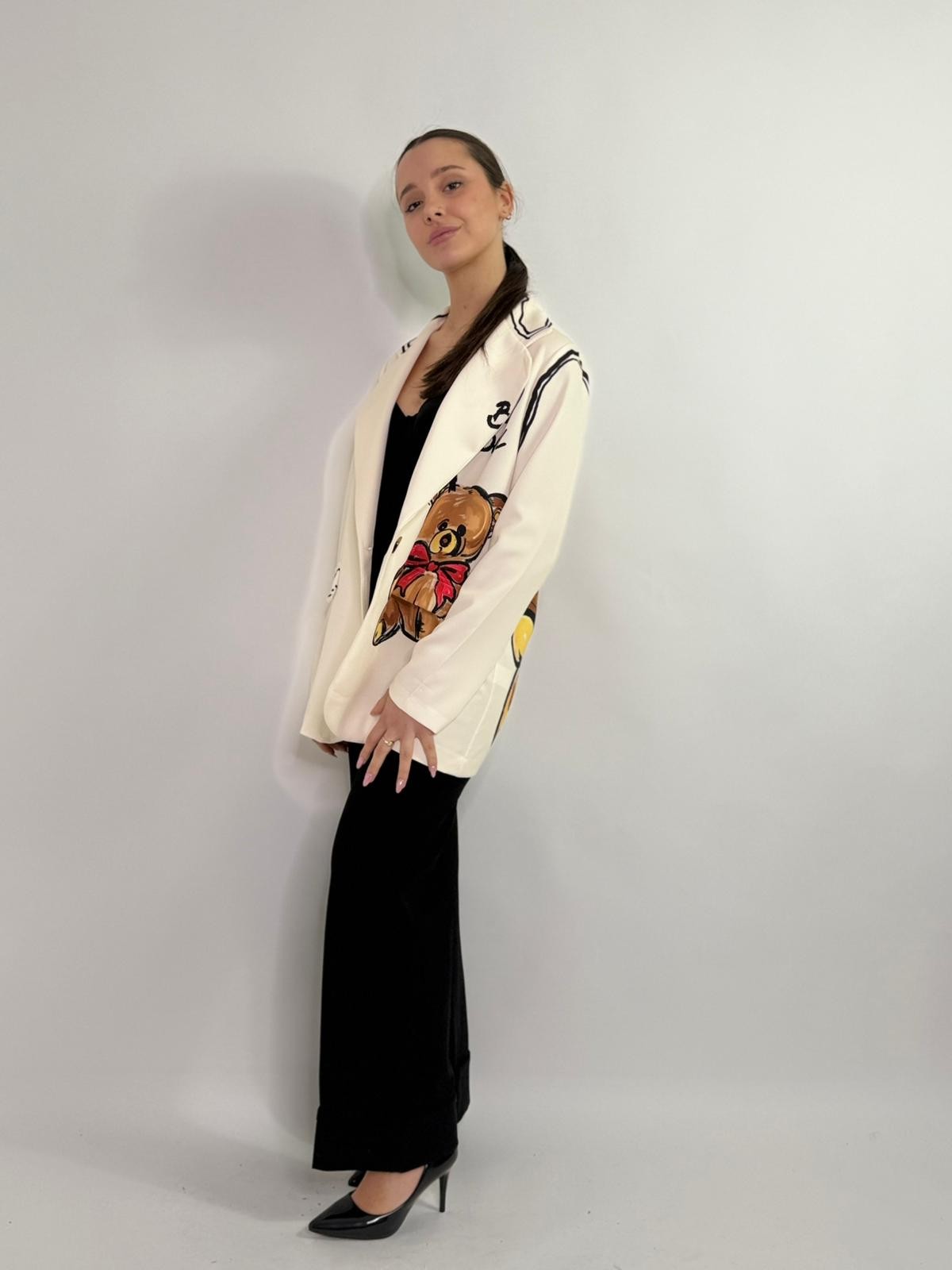 Pantalone nero con svoltino