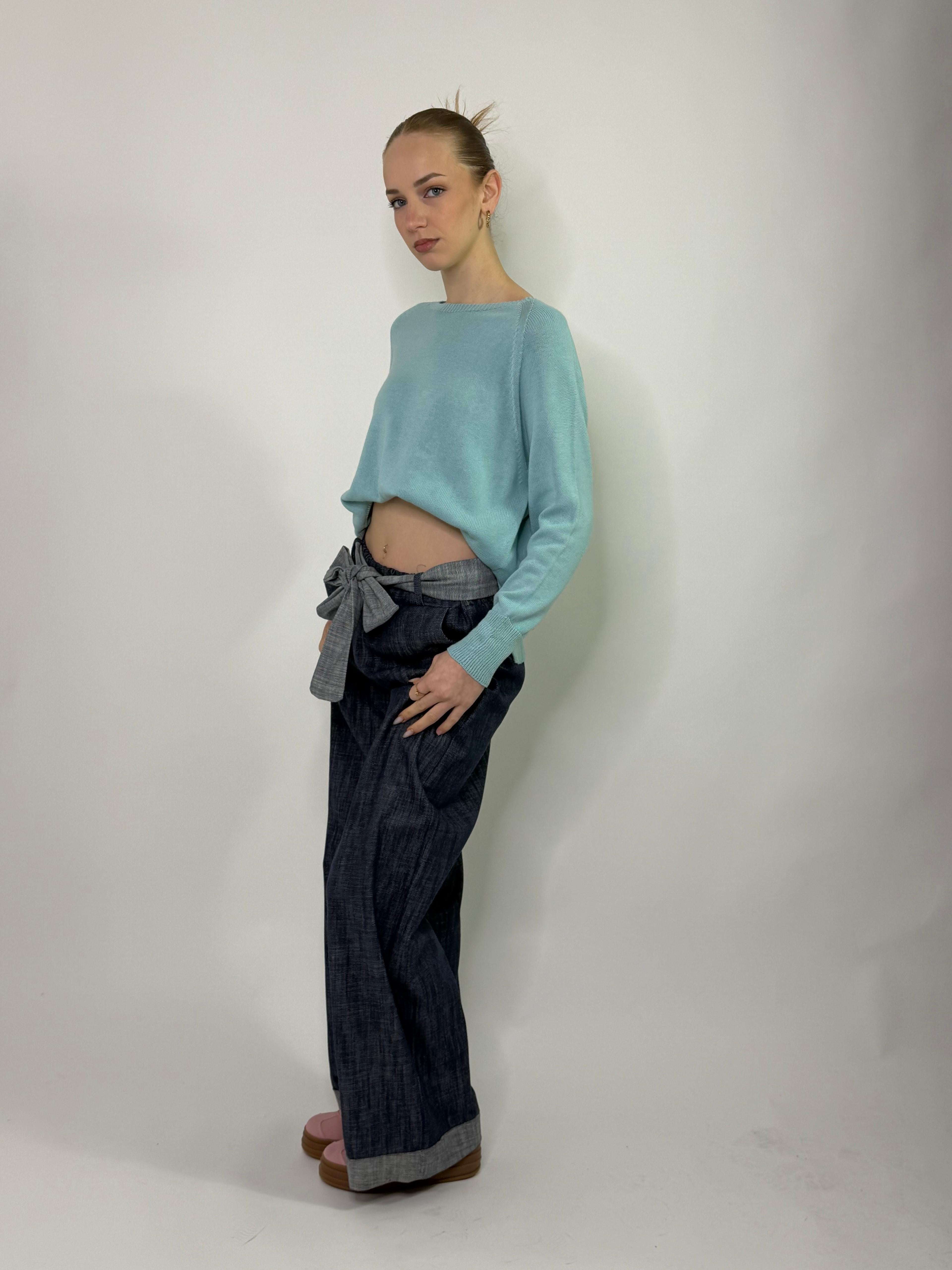 Jeans denim gamba ampia con risvolto