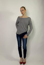 Maglia a righe con spacco laterali