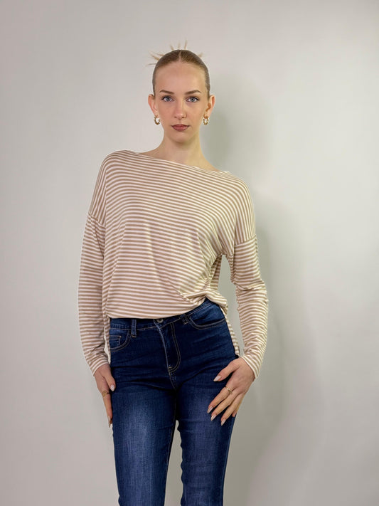 Maglia a righe con spacco laterali