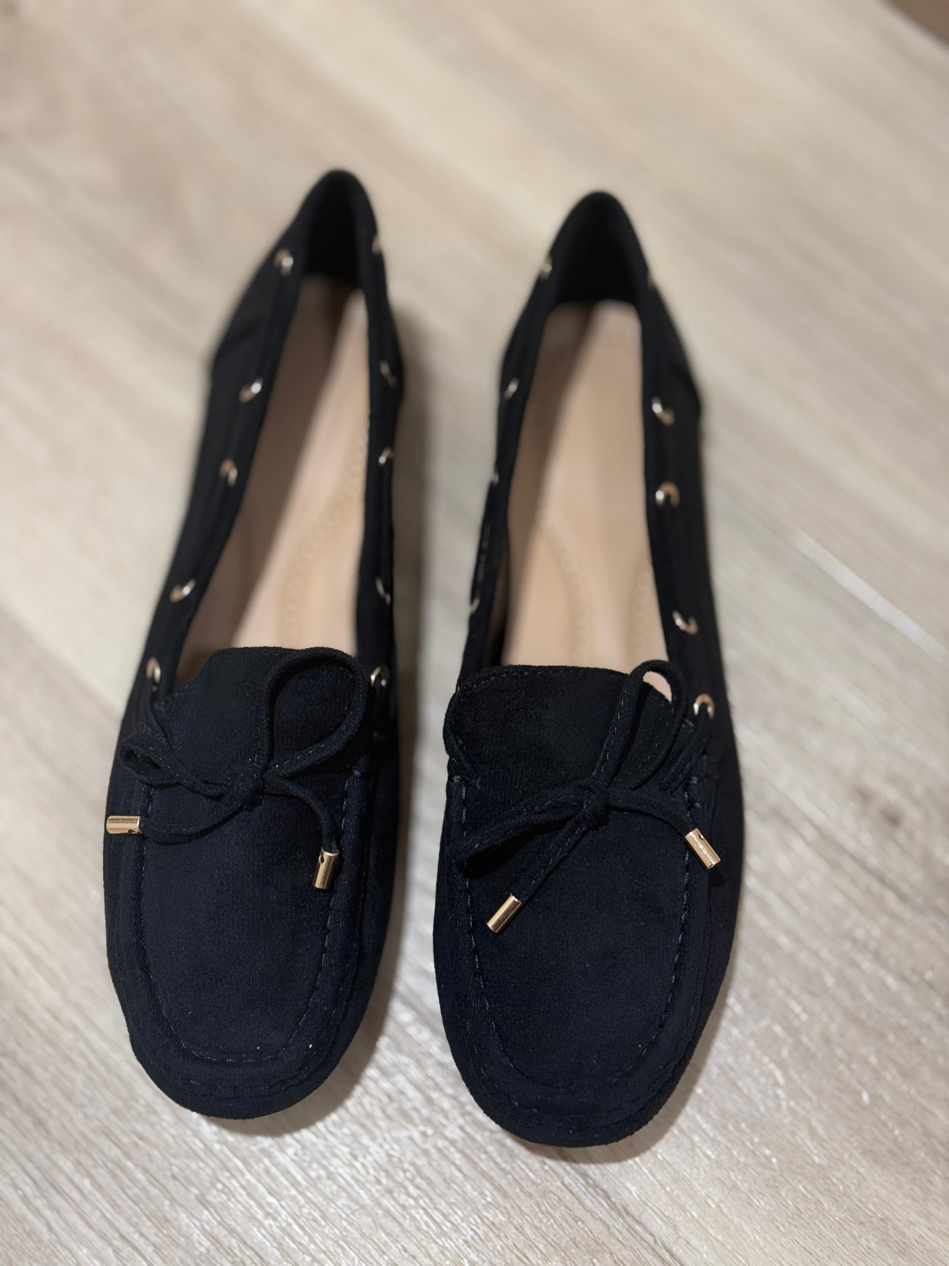MOCASSINO CAMOSCIO CON LACCI