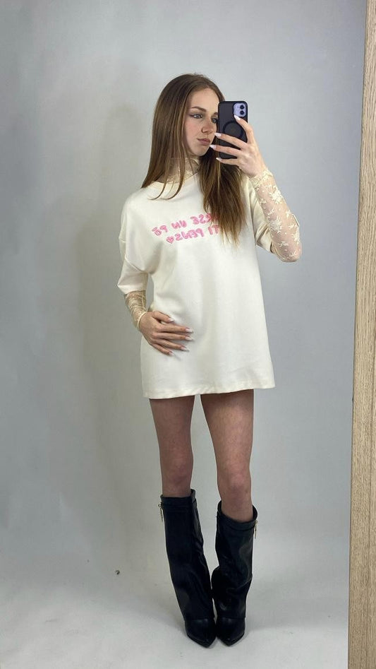 T-shirt con scritta Lumina