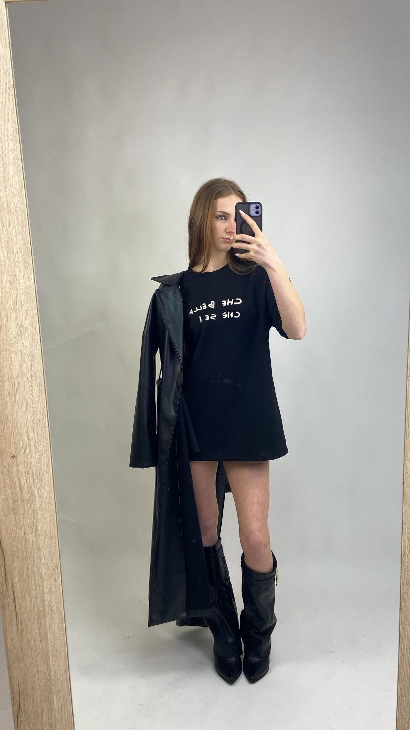 T-shirt con scritta Bella che sei