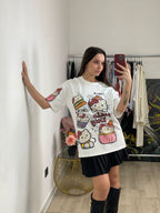 T-shirt Kitty over