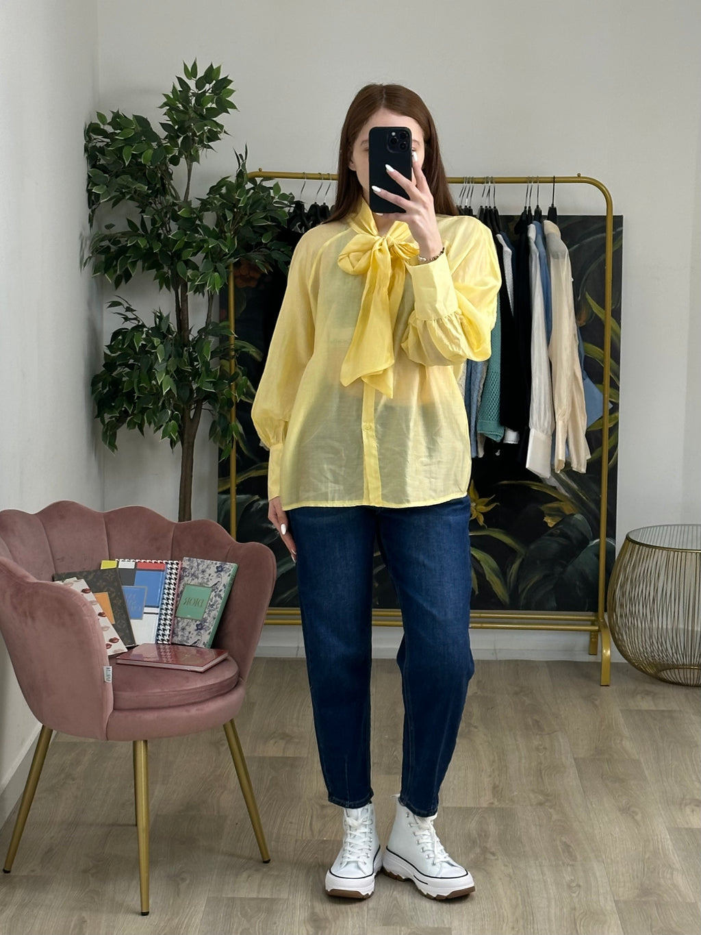 Camicia Trasparente chiusura a Fiocchetto