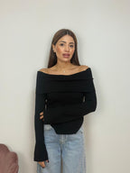Maglia Off-Shoulder con Spacco Laterale
