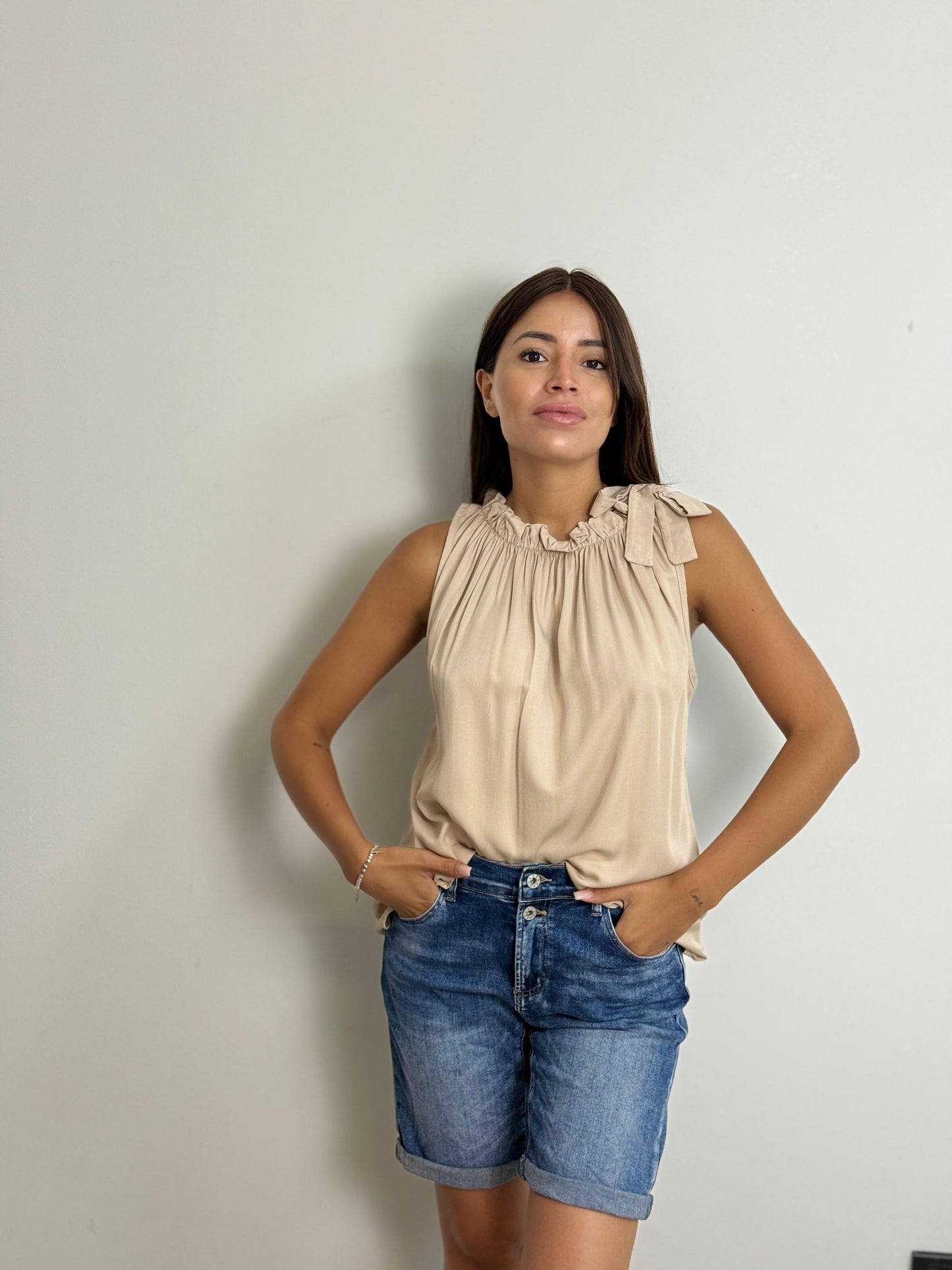 Canotta con fiocco Ilaria