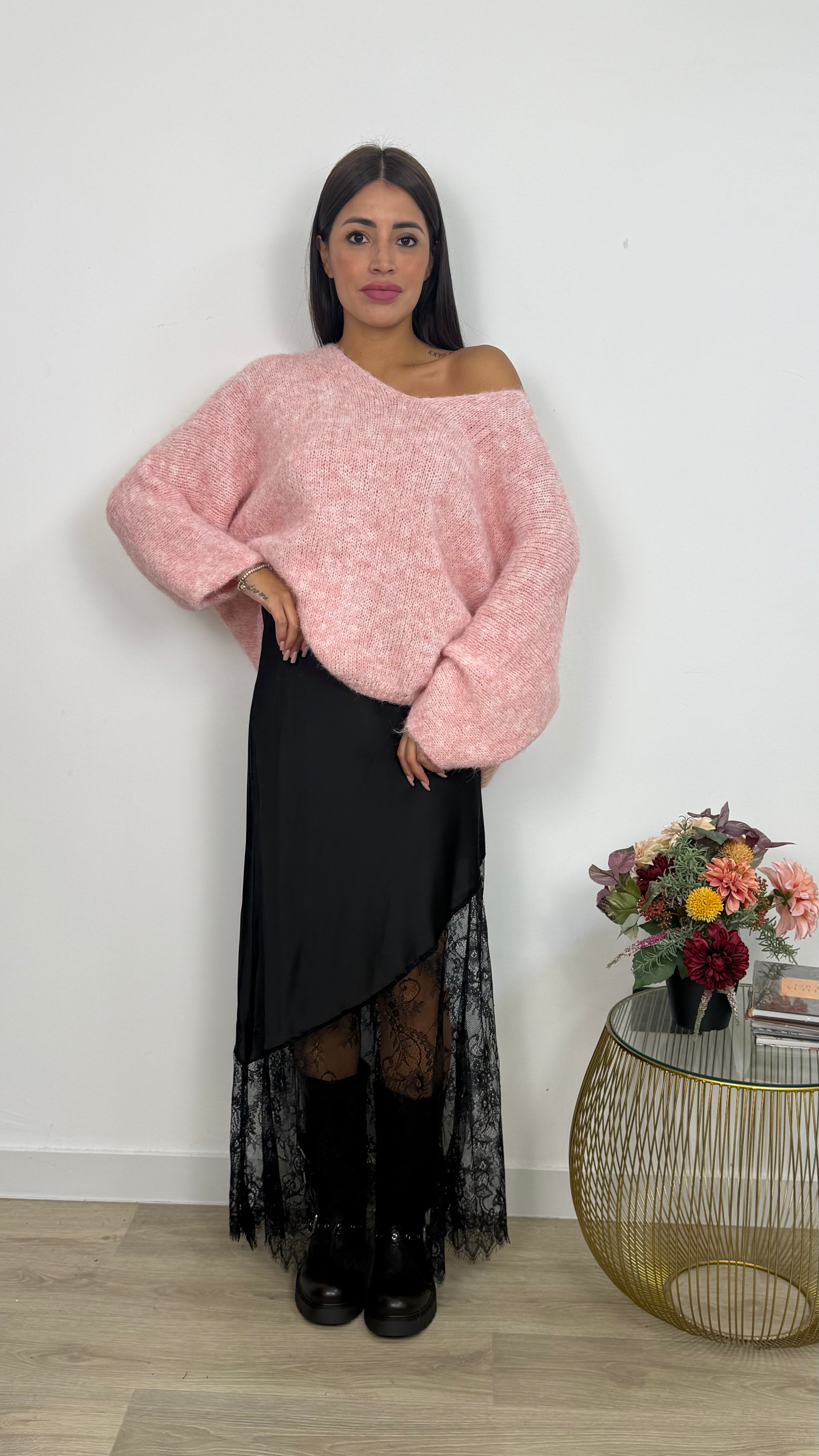 Gonna satin con pizzo