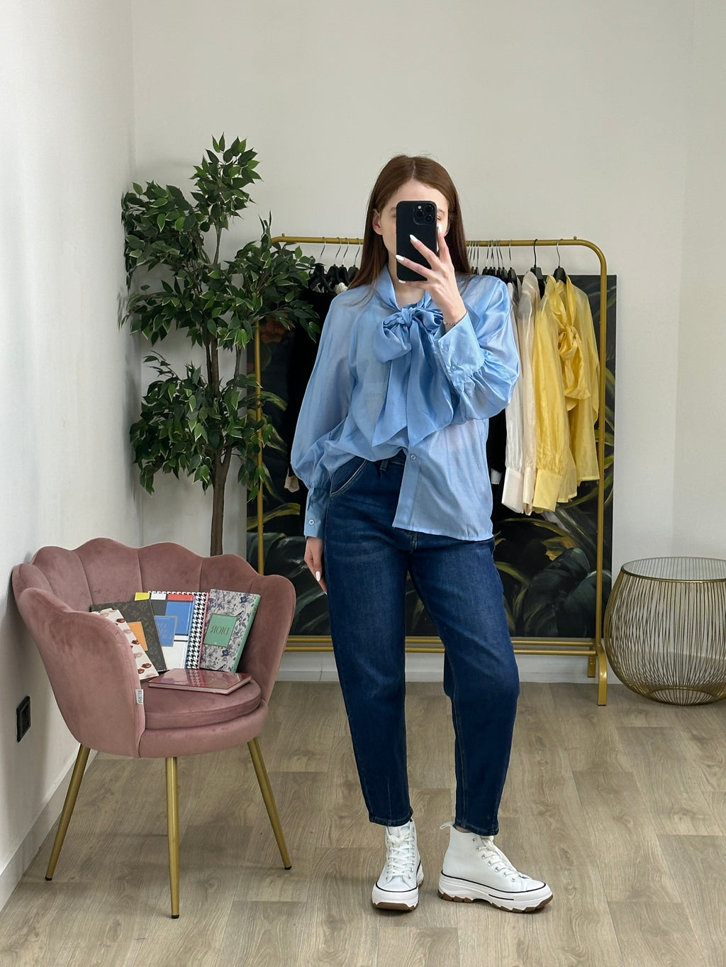 Camicia Trasparente chiusura a Fiocchetto