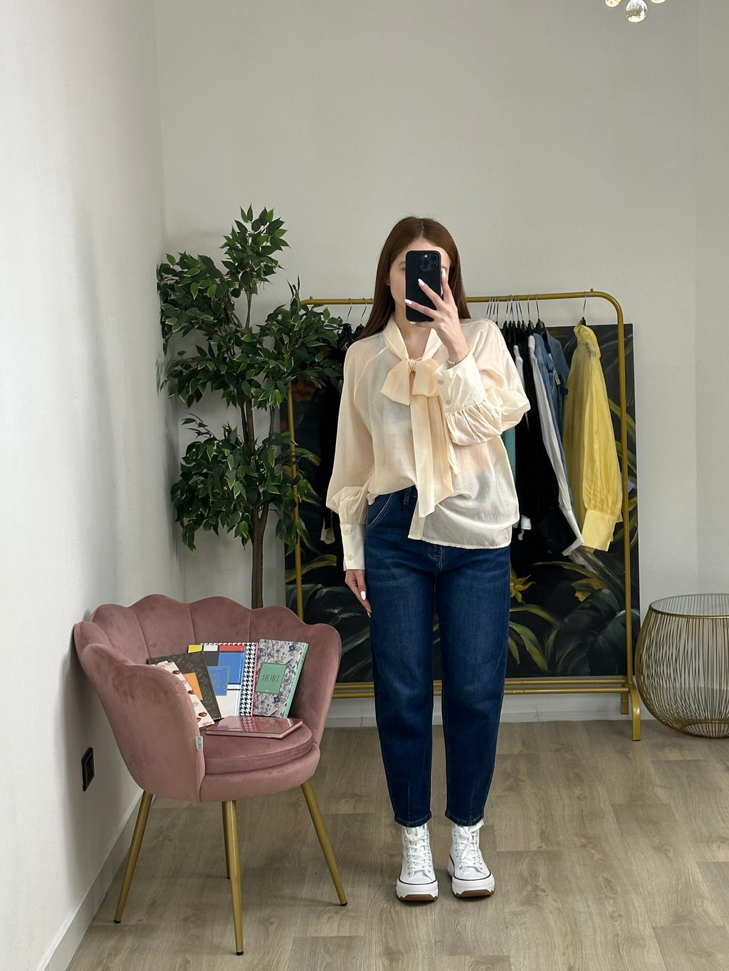 Camicia Trasparente chiusura a Fiocchetto