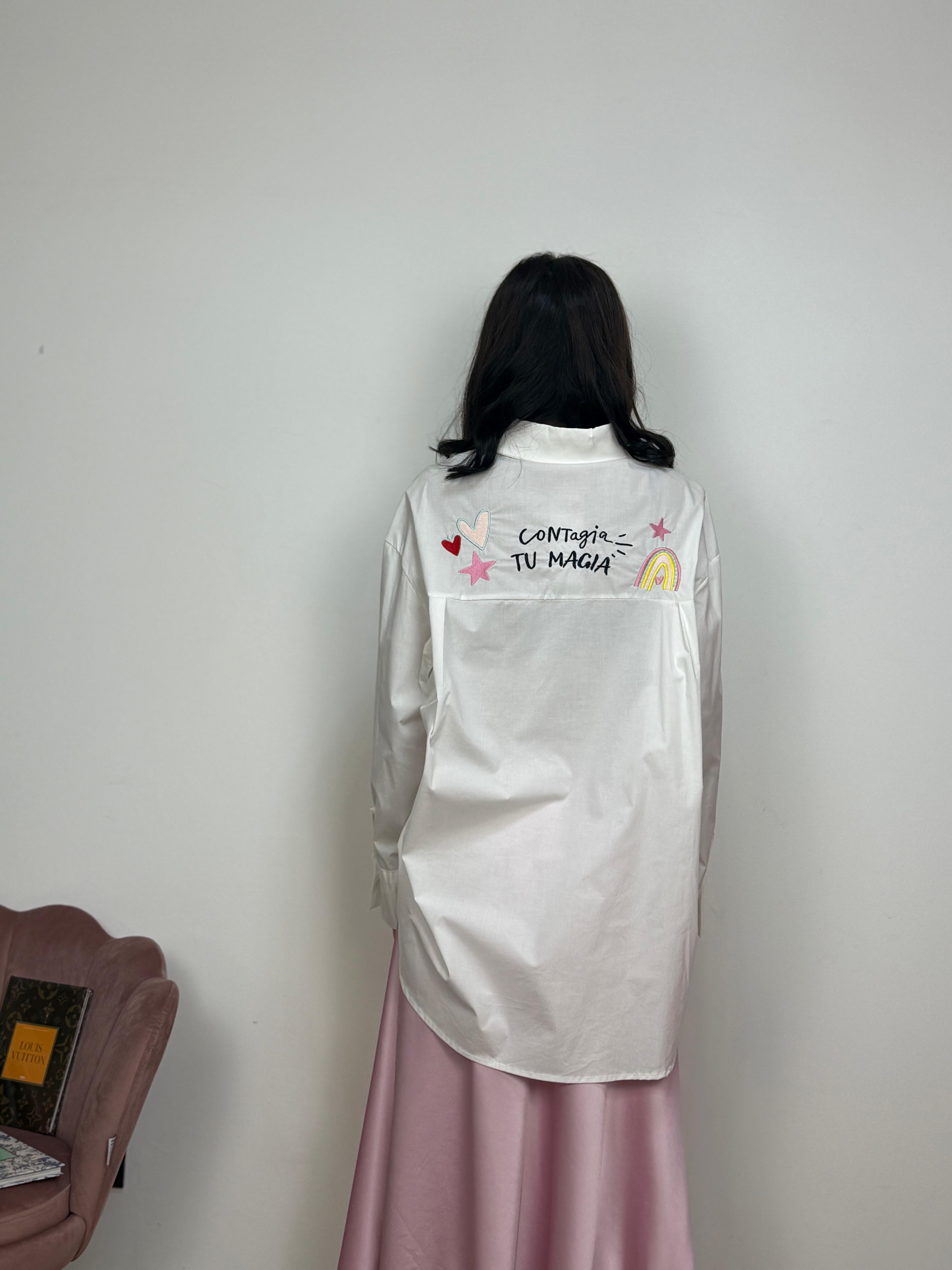 Camicia con Write Dietro