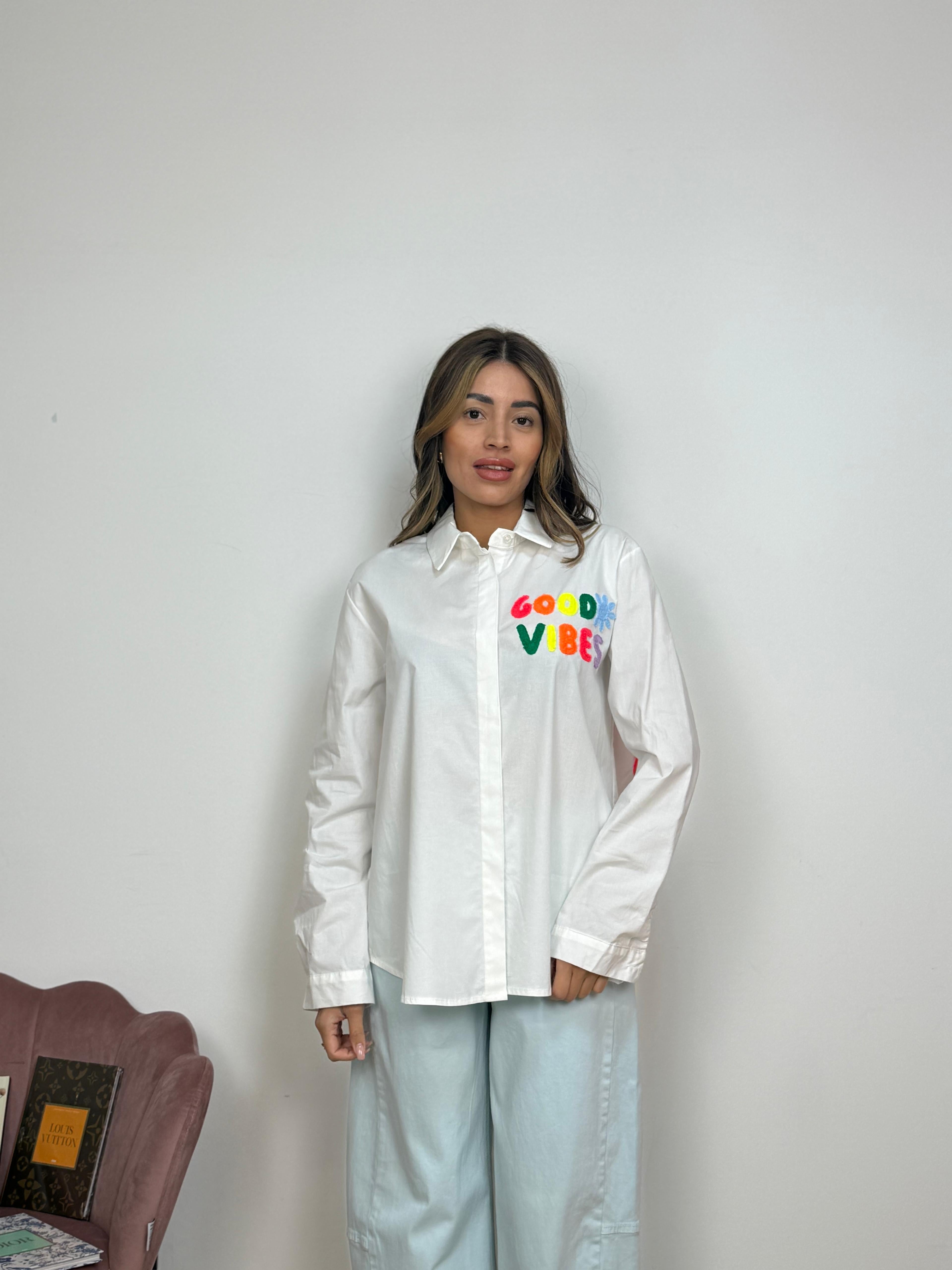 Camicia con Write Dietro