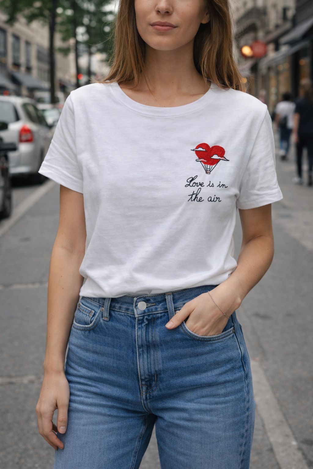 Maglietta Classic con le Scritte Ricamate