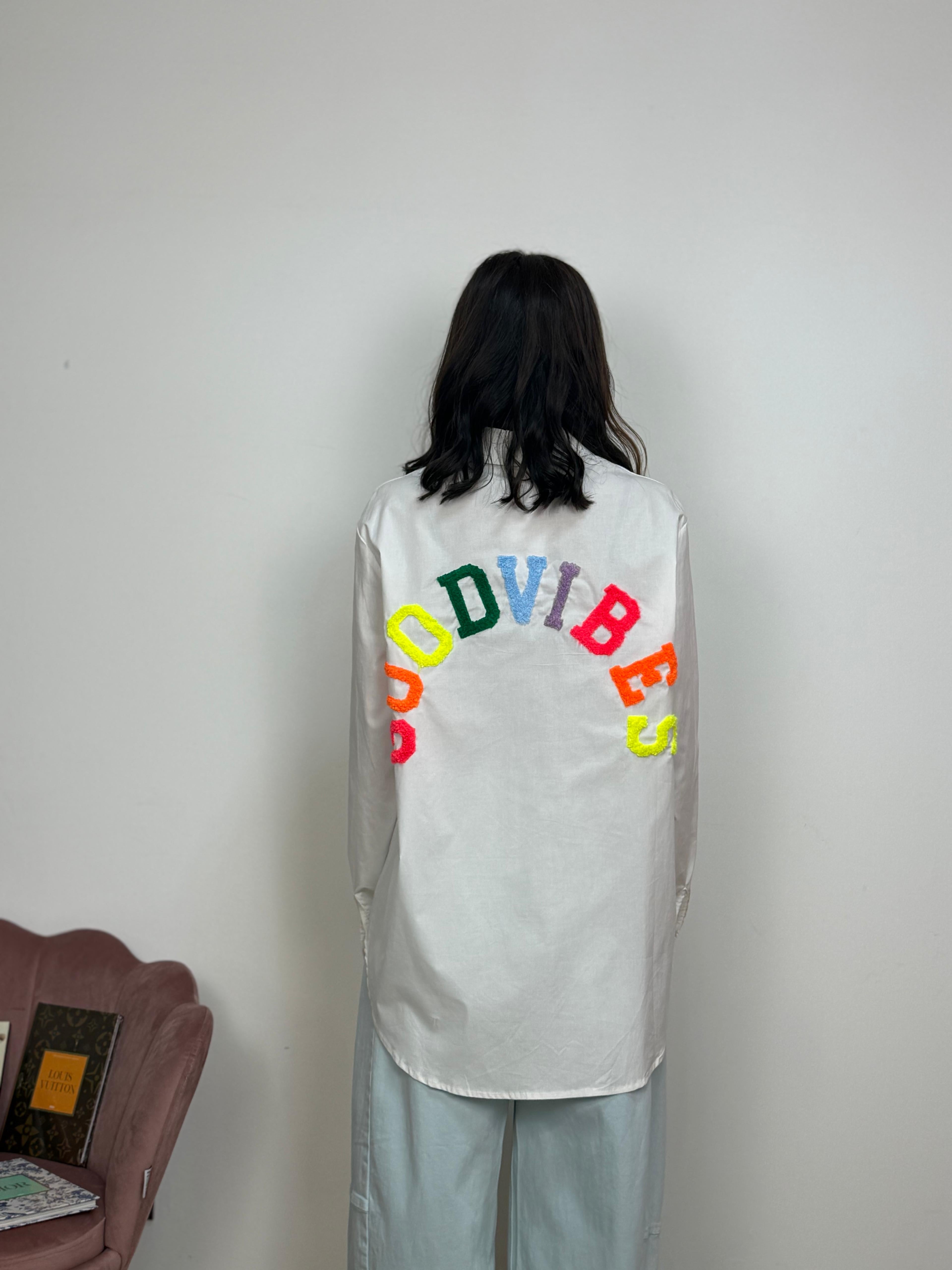 Camicia con Write Dietro