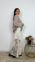 Gonna satin con pizzo