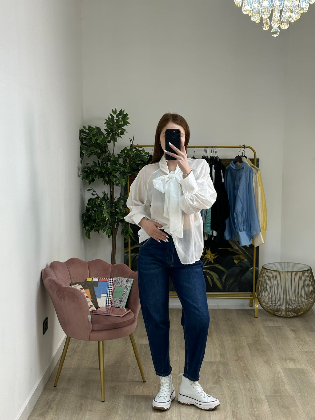 Camicia Trasparente chiusura a Fiocchetto