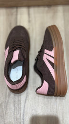 Sneakers in camoscio con platform