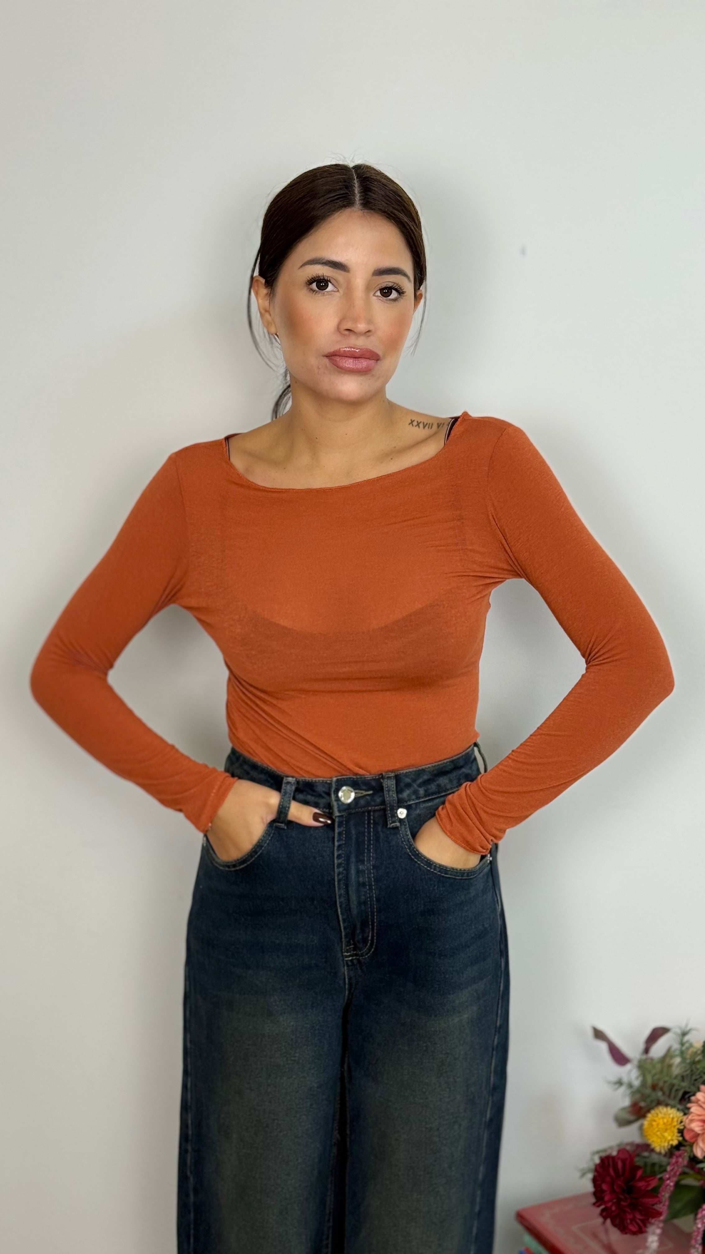 Maglietta girocollo con misto cashmere