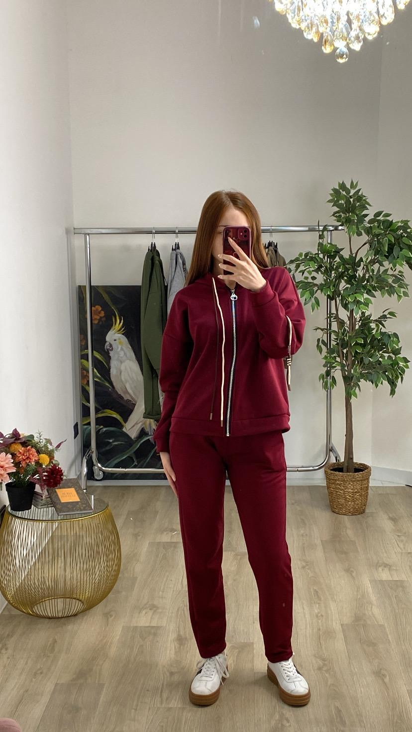 Completo felpa pantalone con doppio lacci