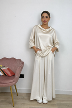 Maglia Scollo ad Anello in Raso