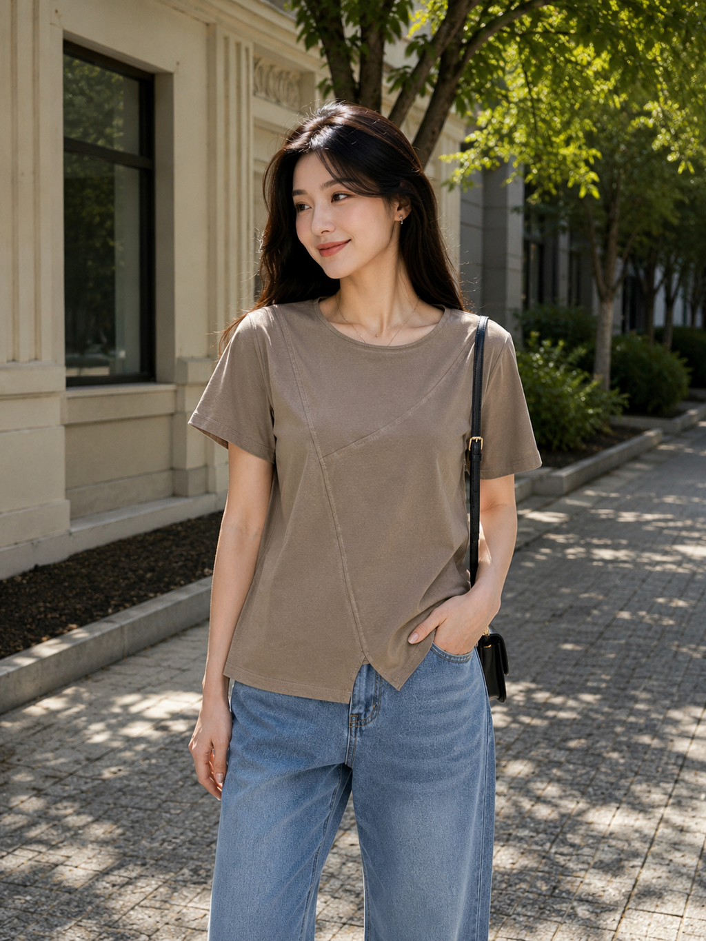 Maglia Scollo Taglio Vivo 158C