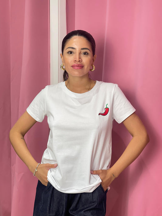 T-shirt peperoncino ricamato