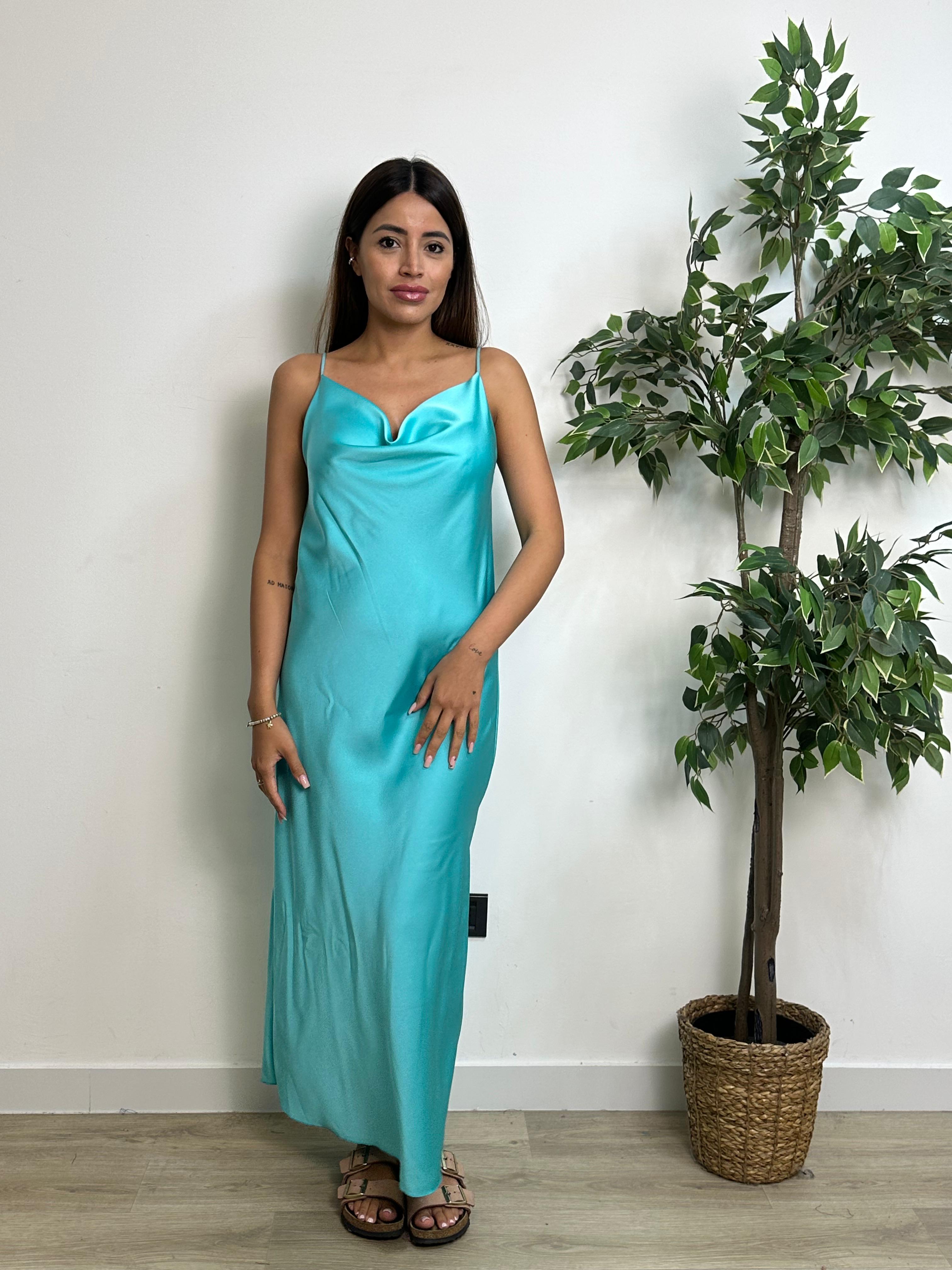 Abito semplice in raso