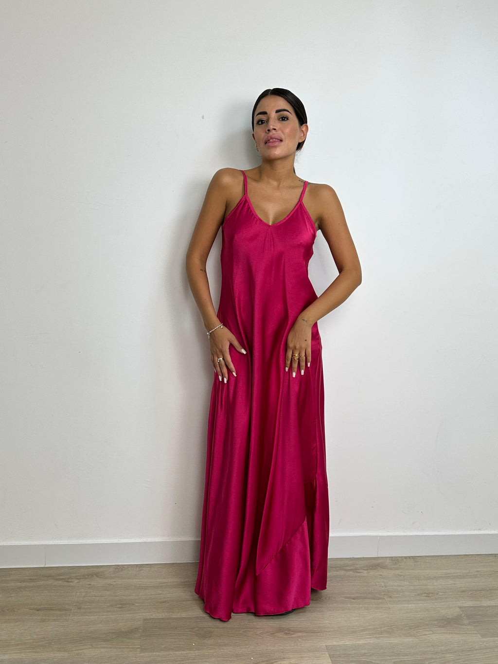 Abito semplice in raso