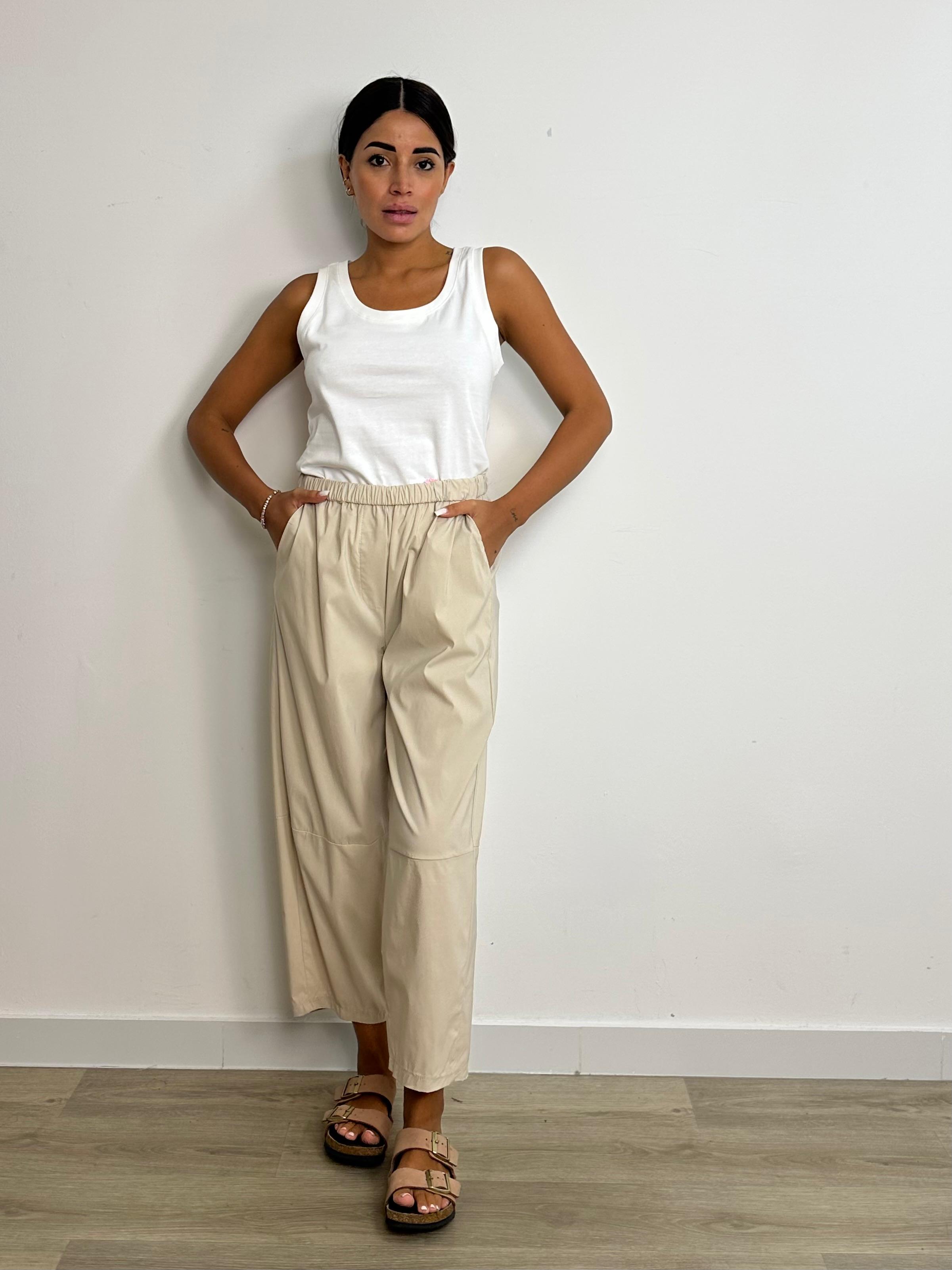 Pantalone con cucitura al ginocchio