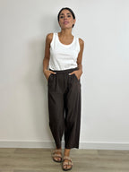 Pantalone con cucitura al ginocchio